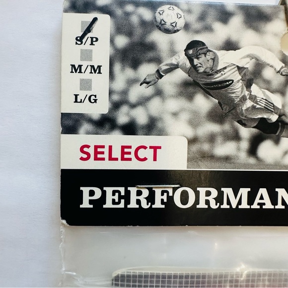 Full 90 Performance Headguard - Picture 3 of 9